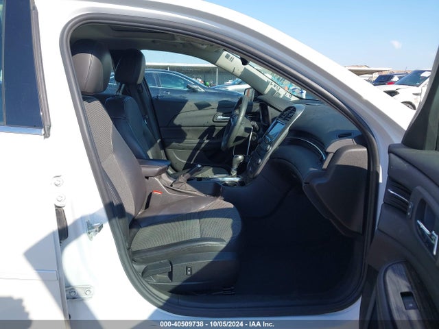 Chevrolet MALIBU 1LT 2015 1G11C5SL1FF206605 Image 5