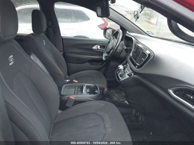 2C4RC1FGXJR361848 Chrysler Pacifica Touring Plus