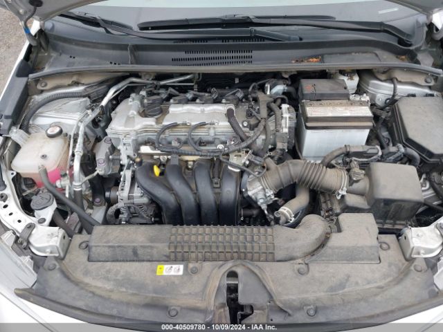 5YFEPMAE8NP339699 Toyota COROLLA LE