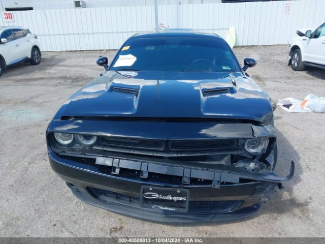 2C3CDZAG6FH804054 Dodge Challenger Sxt