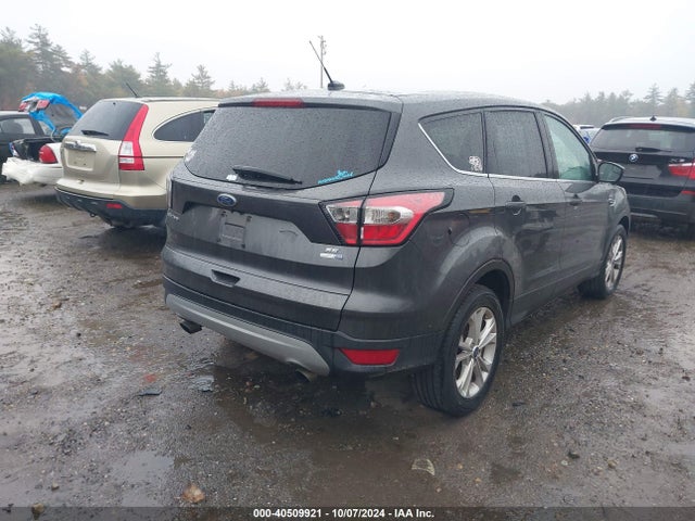 Ford ESCAPE SE 2017 1FMCU9GD9HUC70651 Image 4