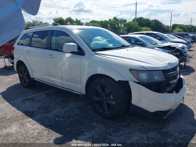 2018 3C4PDCGG7JT335607 main image