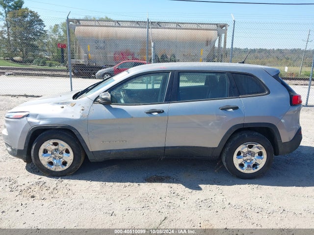 1C4PJMAB6FW514105 Jeep Cherokee Sport