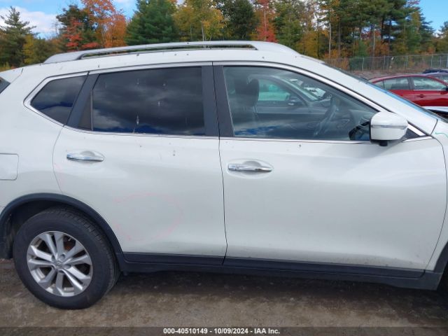 KNMAT2MV4FP582603 Nissan ROGUE SV