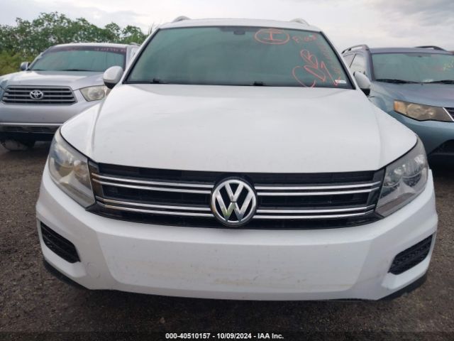 WVGRV7AX9HK003813 Volkswagen Tiguan 2.0t Wolfsburg Edition