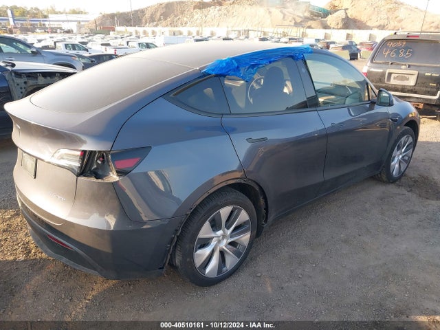 2023 TESLA MODEL Y 7SAYGDEE2PA178286 Photo 3