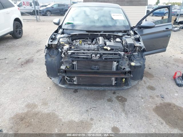3VWE57BU2KM094623 Volkswagen Jetta 1.4t Sel