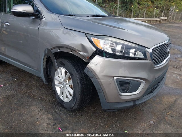 KIA Sorento 3.3l Lx 2018 5XYPG4A59JG393360 Image 6