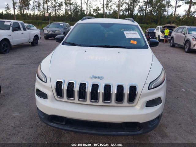 1C4PJLAB1GW216623 Jeep Cherokee Sport