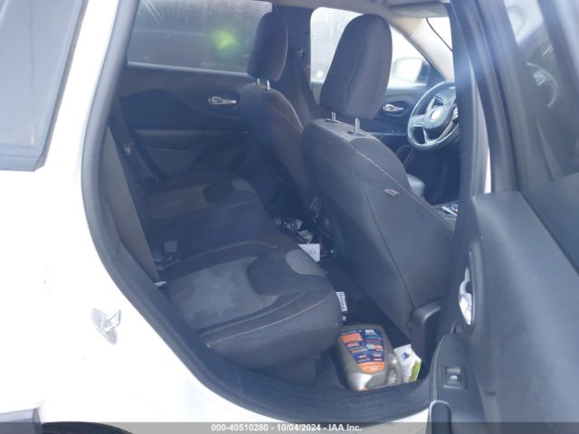 1C4PJLAB1GW216623 Jeep Cherokee Sport