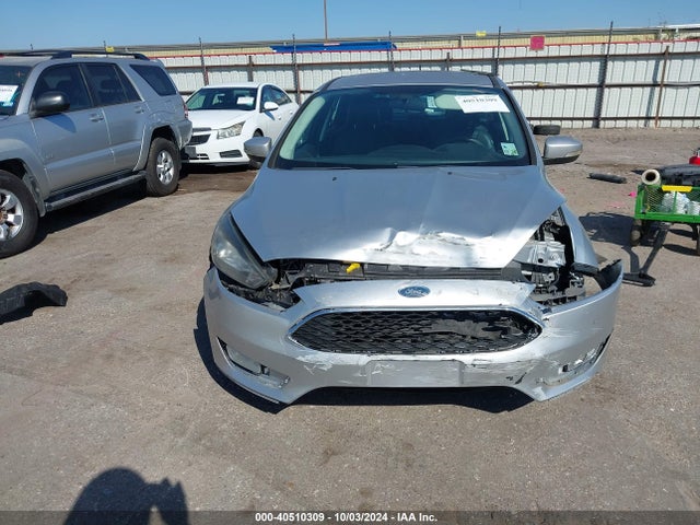 Ford FOCUS SE 2016 1FADP3K25GL307210 Image 11