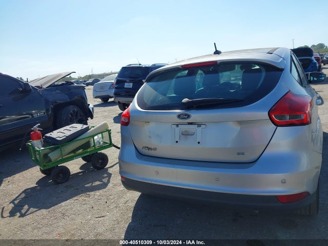 Ford FOCUS SE 2016 1FADP3K25GL307210 Image 15