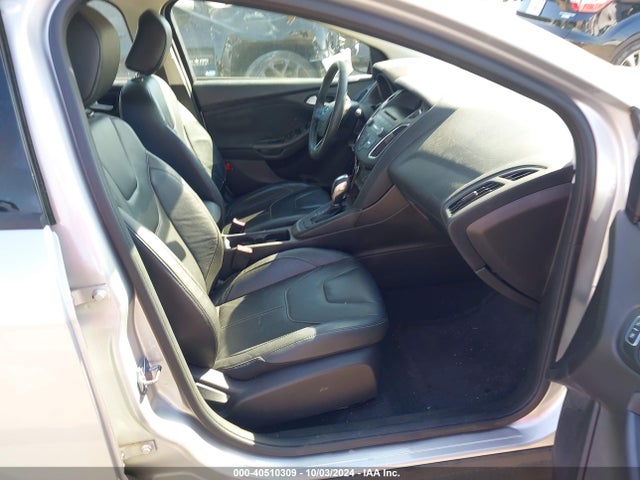 Ford FOCUS SE 2016 1FADP3K25GL307210 Image 5