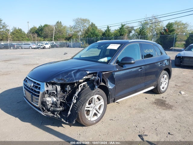 WA1ANAFY2J2100044 Audi Q5 2.0t Premium/2.0t Tech Premium