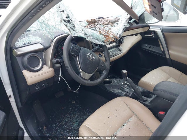 Toyota Rav4 Limited 2015 JTMDFREV8FD170407 Image 17