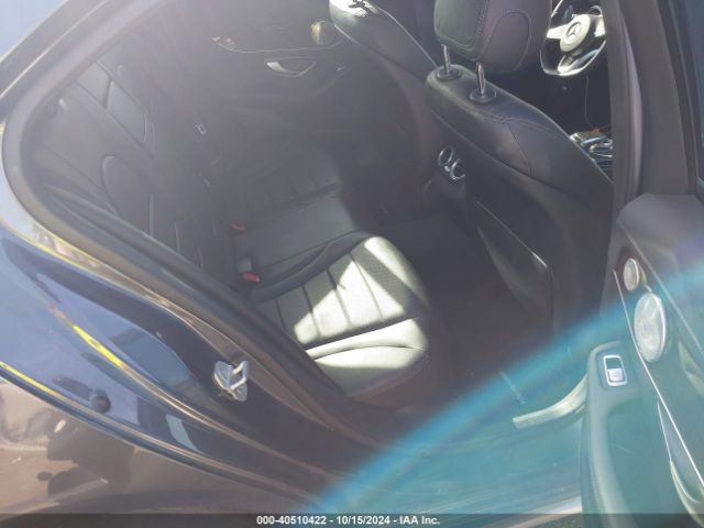 55SWF4JB6FU077173 Mercedes-Benz C 300 Luxury/sport