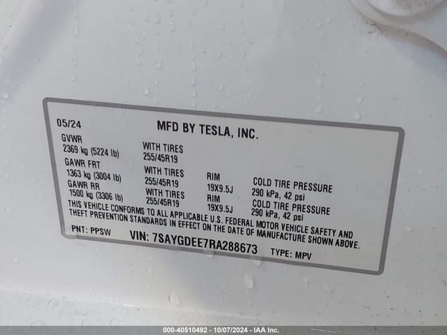 2024 TESLA MODEL Y 7SAYGDEE7RA288673 Photo 8