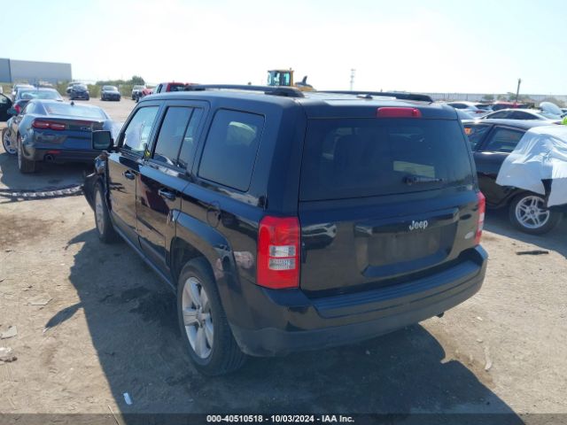 1C4NJPFA6GD794162 Jeep Patriot Latitude