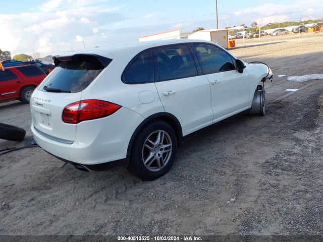 2011 PORSCHE CAYENNE WP1AB2A23BLA46982 Photo 3