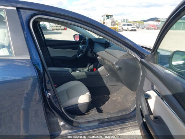 3MZBPAAL2KM107910 Mazda Mazda3 Select Package