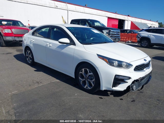 2019 3KPF24AD6KE083747 main image