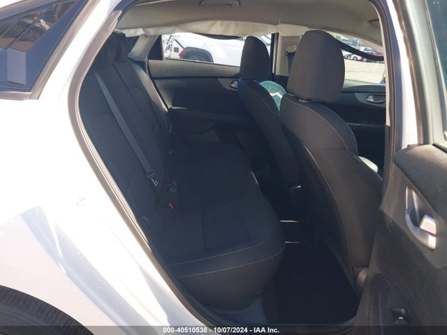 KIA Forte Lxs 2019 3KPF24AD6KE083747 Image 8