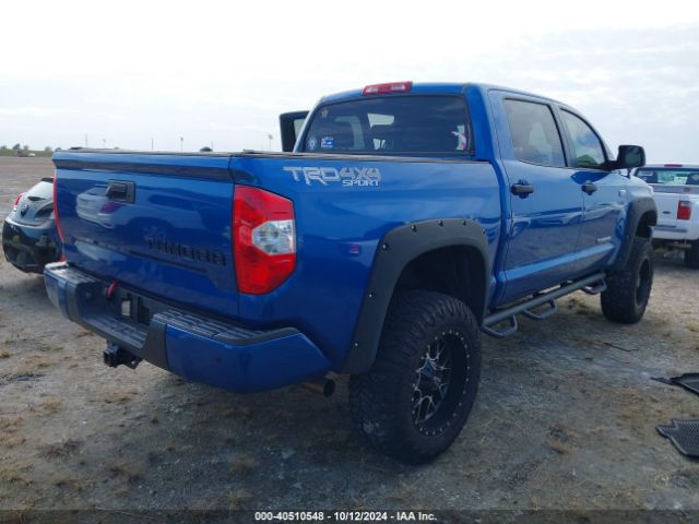 5TFDW5F13JX705753 Toyota Tundra Sr5 5.7l V8
