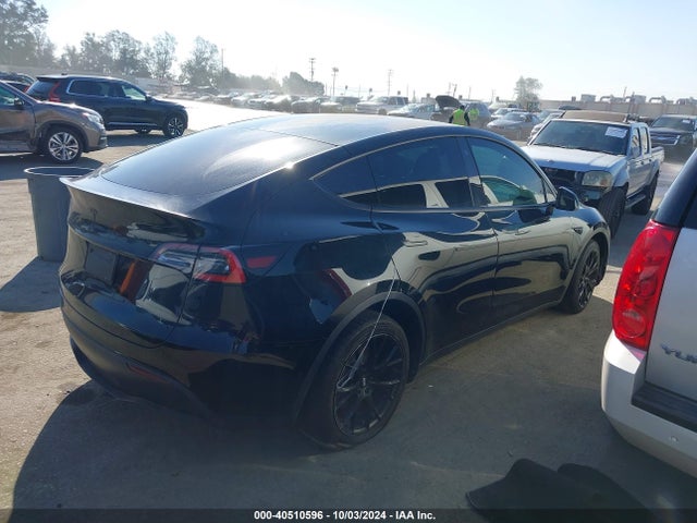 2021 TESLA MODEL Y 5YJYGDEE1MF142665 Photo 3