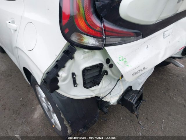 KNDJ23AU6R7911634 KIA SOUL LX
