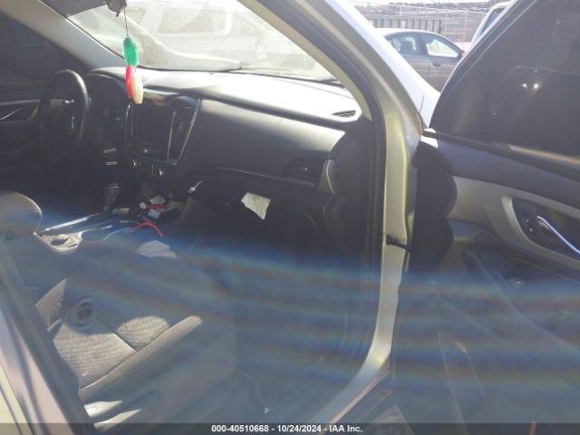 1GNERGKW3LJ102260 Chevrolet Traverse Fwd Lt Cloth