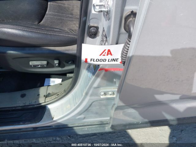 5XYKTCA68EG518377 KIA SORENTO LX