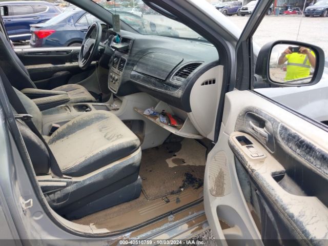 2C4RDGCG1KR563757 Dodge Grand Caravan Sxt