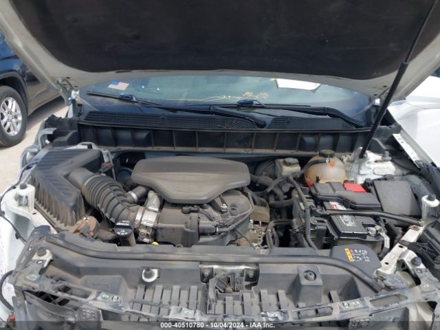 1GYKNARS6JZ159133 Cadillac Xt5 Standard
