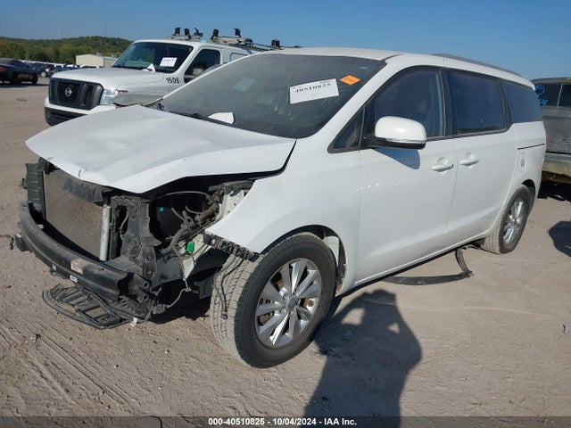 KIA SEDONA LX 2017 KNDMB5C12H6322998 Image 2