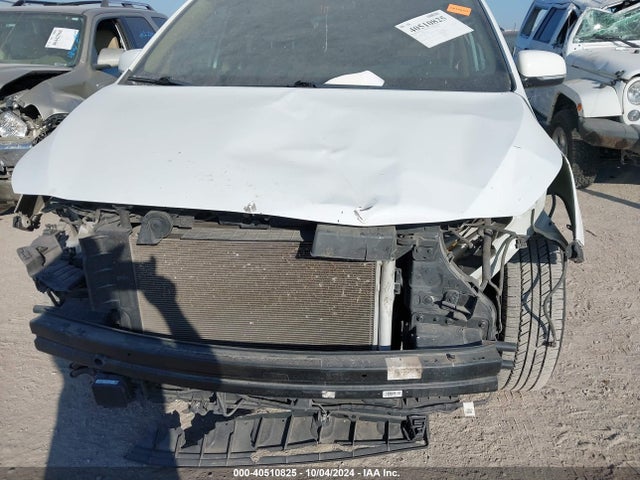 KIA SEDONA LX 2017 KNDMB5C12H6322998 Image 6