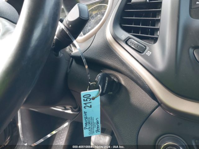 1C4PJMAB4EW218689 Jeep Cherokee Sport