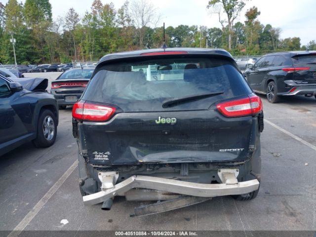 1C4PJMAB4EW218689 Jeep Cherokee Sport