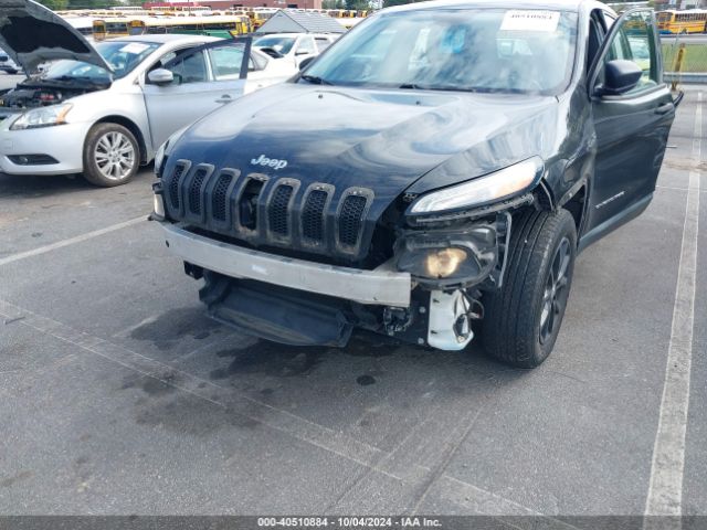 1C4PJMAB4EW218689 Jeep Cherokee Sport