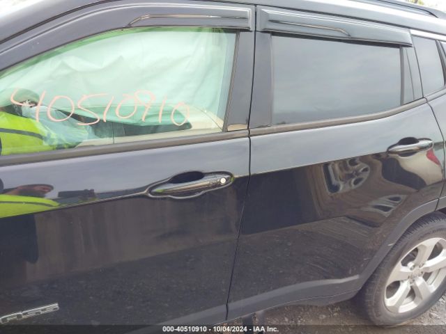 3C4NJDBB9HT660819 Jeep New Compass Latitude 4x4