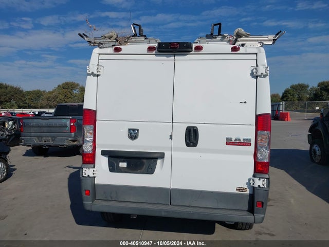 3C6TRVAG3JE145013 RAM Promaster 1500 Low Roof 136 Wb