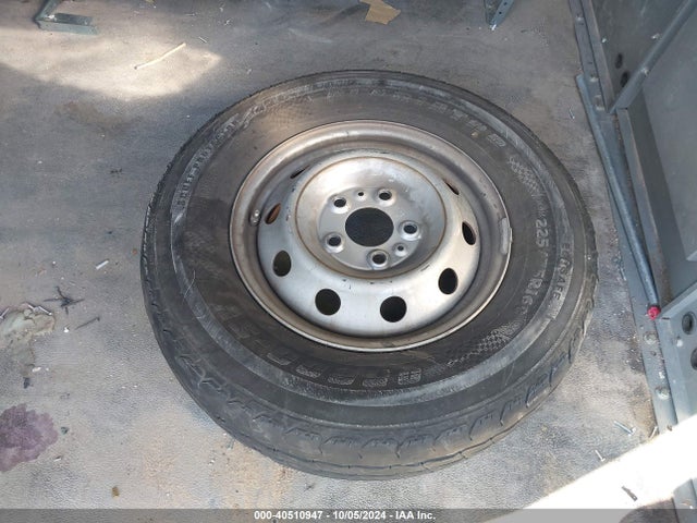 3C6TRVAG3JE145013 RAM Promaster 1500 Low Roof 136 Wb