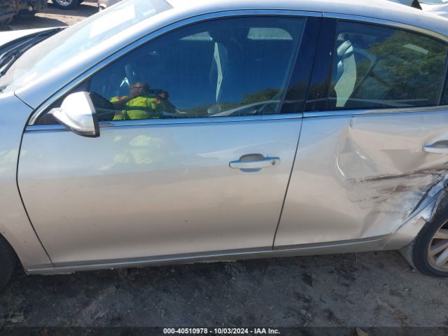 1G11D5SL3FF180800 Chevrolet MALIBU 2LT