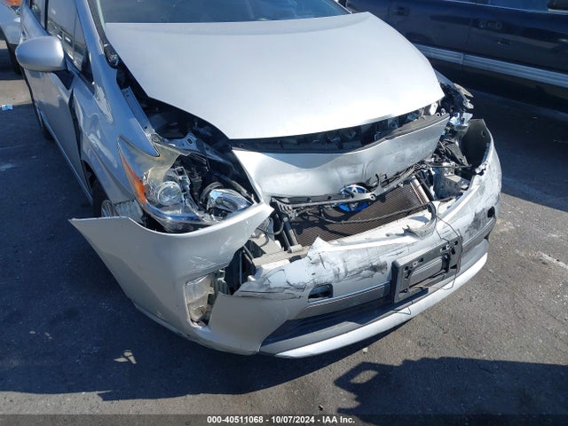 Toyota PRIUS PLUG-IN 2015 JTDKN3DP4F3072331 Image 6