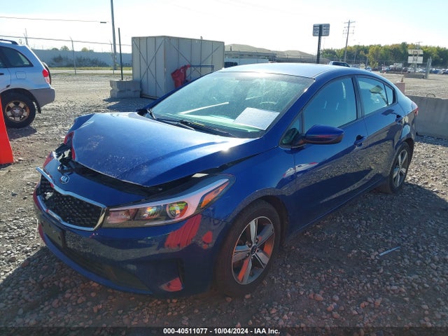 KIA FORTE LX 2018 3KPFL4A71JE166640 Image 2