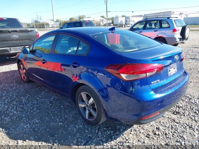KIA FORTE LX 2018 3KPFL4A71JE166640 Image 3