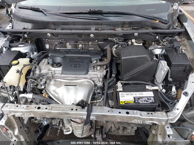 Toyota Rav4 Xle 2017 2T3RFREV9HW643128 Image 10