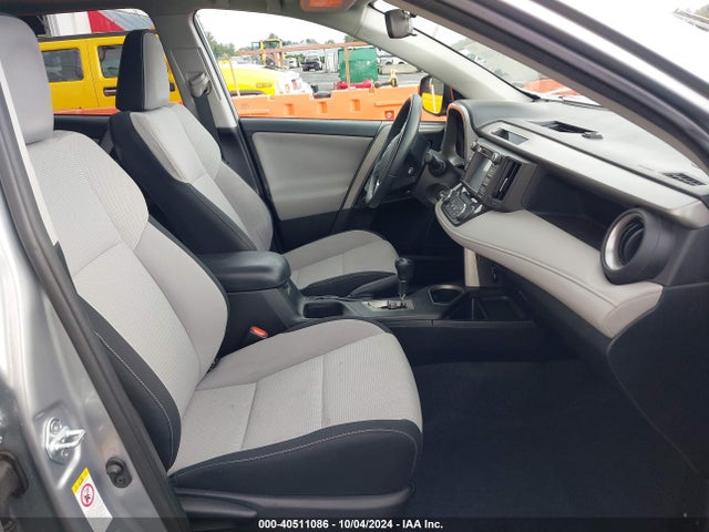 Toyota Rav4 Xle 2017 2T3RFREV9HW643128 Image 5