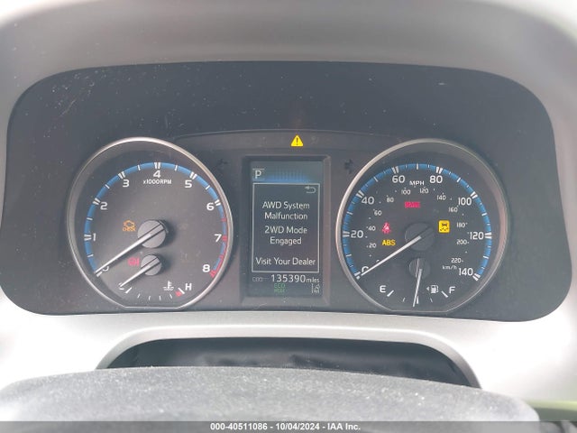 Toyota Rav4 Xle 2017 2T3RFREV9HW643128 Image 7