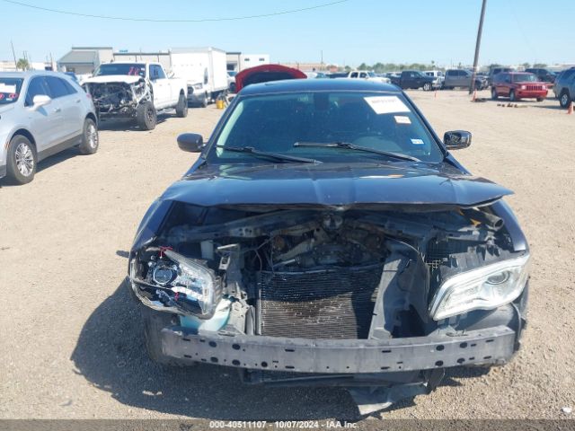 2C3CCAAGXGH211982 Chrysler 300 Limited