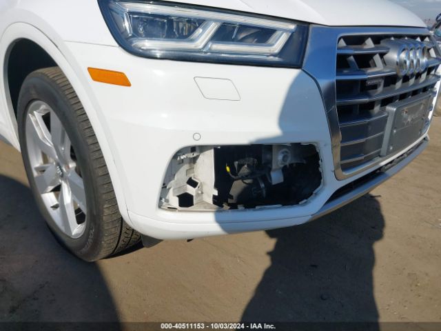 WA1BNAFY5J2076679 Audi Q5 2.0t Premium/2.0t Tech Premium